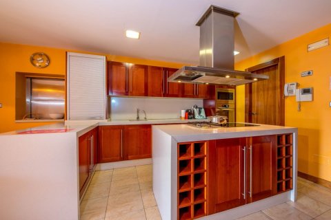 House for sale San Javier, Murcia, Spain 5 bedrooms, 600 sq.m. No. 23101 - photo 12