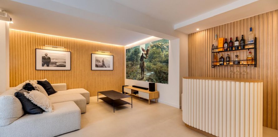 Duplex Marbella, Malaga, Espagne 4 chambres, 180 m2 No. 109529