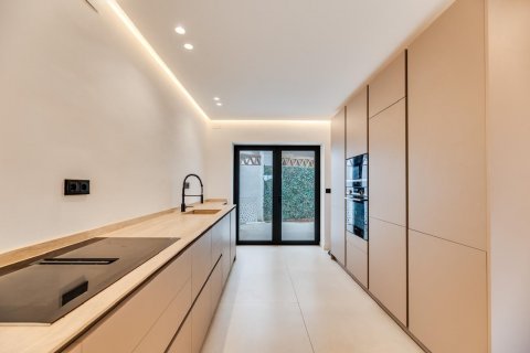 Duplex à vendre Marbella, Malaga, Espagne, 4 chambres, 180 m2 No. 109529 - photo 3