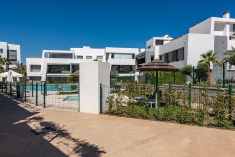 Appartamento in vendita Estepona, Malaga, Spagna 2 camere da letto, 93 mq. N° 109523 - foto 2