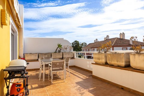 Appartamento in vendita Estepona, Malaga, Spagna 2 camere da letto, 90 mq. N° 109522 - foto 10