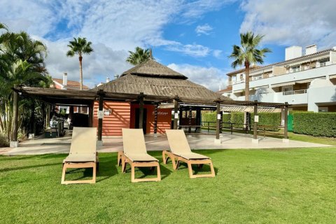 Appartamento in vendita Estepona, Malaga, Spagna 2 camere da letto, 90 mq. N° 109522 - foto 5