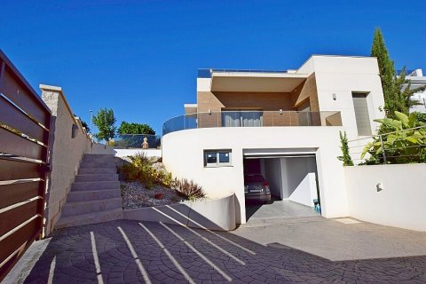 Villa for sale San Miguel de Salinas, Alicante, Spain 3 bedrooms, 250 sq.m. No. 111263 - photo 3