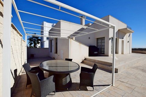 Villa for sale San Miguel de Salinas, Alicante, Spain 3 bedrooms, 250 sq.m. No. 111263 - photo 7