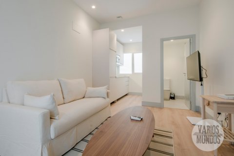 Продажа квартиры в Мадрид, Испания 2 спальни, 65.13м2 №117545 - фото 2