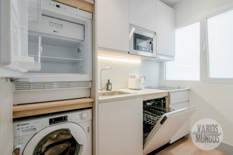 Продажа квартиры в Мадрид, Испания 2 спальни, 65.13м2 №117545 - фото 7