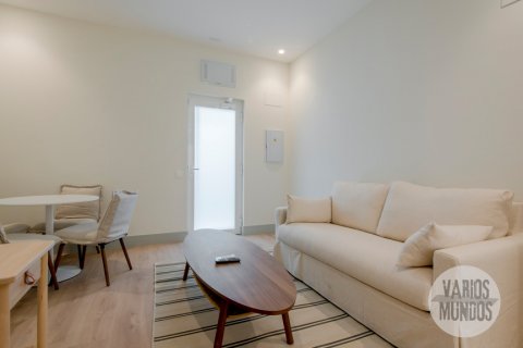 Продажа квартиры в Мадрид, Испания 2 спальни, 65.13м2 №117545 - фото 3