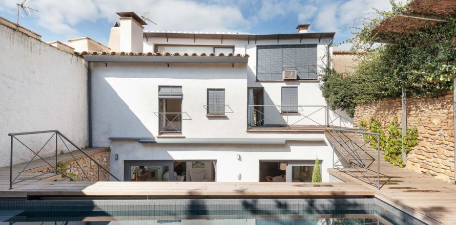 House Begur, Girona, Spain 3 bedrooms, 331 sq.m. No. 22913