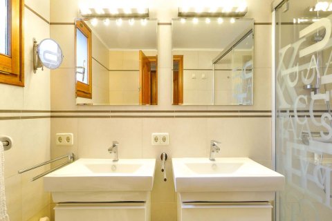Casa in vendita Begur, Girona, Spagna 7 camere da letto, 330 mq. N° 22897 - foto 28