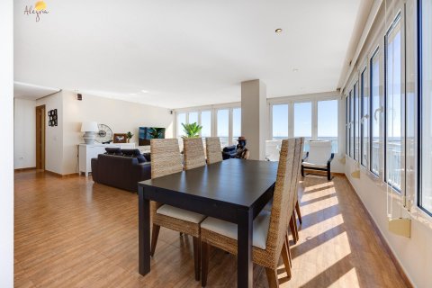 Apartment for sale Torrevieja, Alicante, Spain 3 bedrooms, 100 sq.m. No. 117146 - photo 16