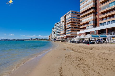 Apartment for sale Torrevieja, Alicante, Spain 3 bedrooms, 100 sq.m. No. 117146 - photo 3