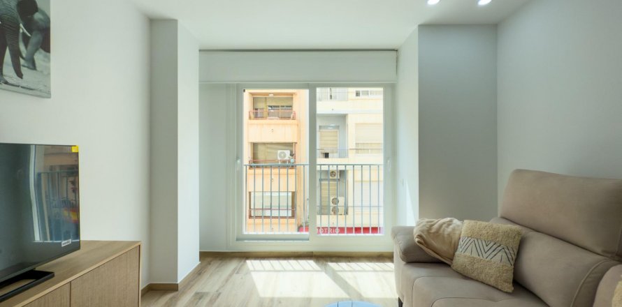 Apartment Alicante, Espagne 1 chambre, 55 m2 No. 117147