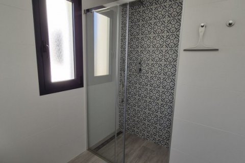 Продажа квартиры Сан-Мигель-де-Салинас, Аликанте, Испания 3 спальни, 92м2 №115734 - фото 6