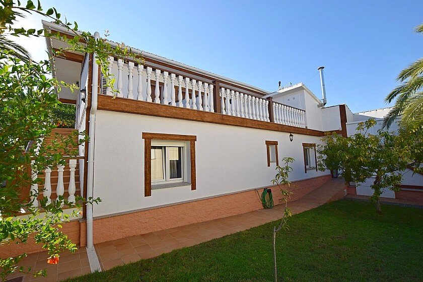 Villa à Alicante, Espagne 6 chambres, 220 m2 No. 103670