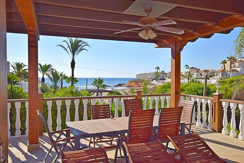 Villa à Alicante, Espagne 6 chambres, 220 m2 No. 103670