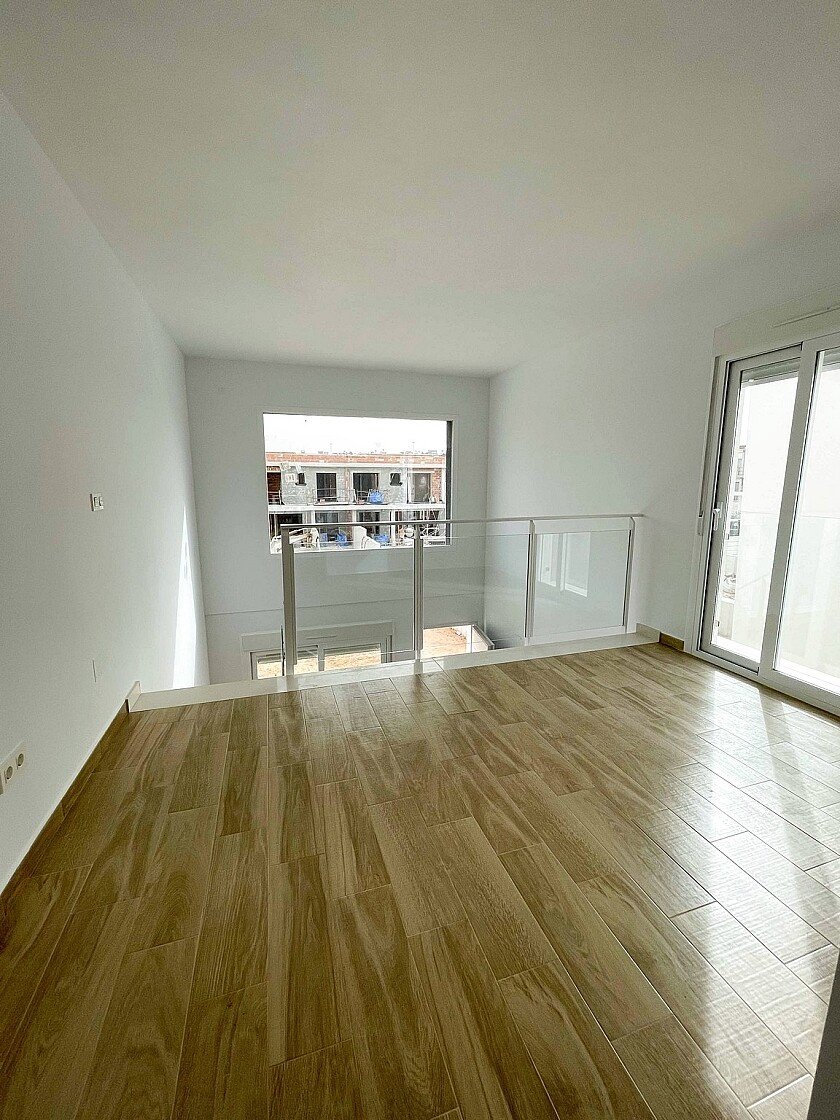 Casa adosada en Gran Alacant, Alicante, España 2 dormitorios, 73 m2 No. 103679
