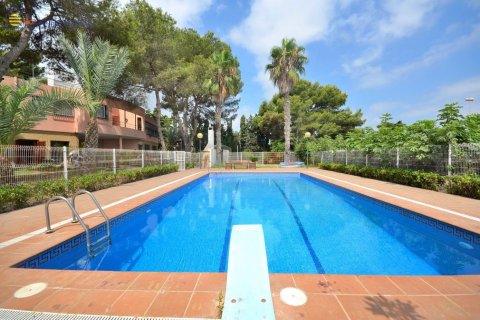 Villa for sale Los Balcones, Alicante, Spain 6 bedrooms, 671 sq.m. No. 115404 - photo 1