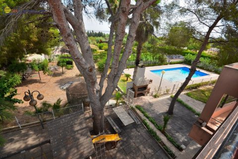 Villa for sale Los Balcones, Alicante, Spain 6 bedrooms, 671 sq.m. No. 115404 - photo 11
