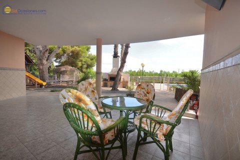 Villa for sale Los Balcones, Alicante, Spain 6 bedrooms, 671 sq.m. No. 115404 - photo 18