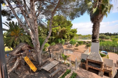Villa for sale Los Balcones, Alicante, Spain 6 bedrooms, 671 sq.m. No. 115404 - photo 6