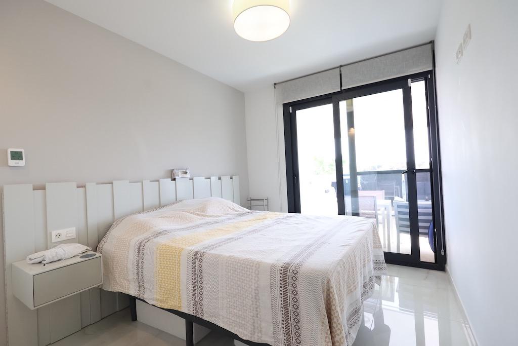 Dzīvoklis Alicante, Spānijā 2 istabas, 107 m2 Nr. 115406