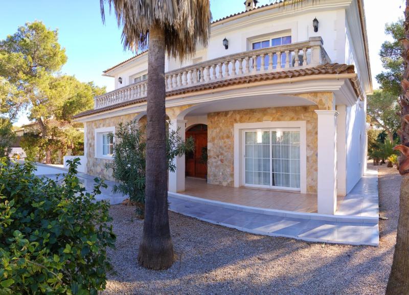 Villa a Santa Ponsa, Mallorca, Spagna 5 camere da letto, 330 mq. N° 103279