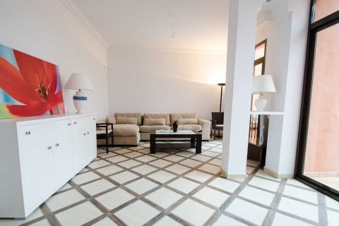 Apartment for sale Estepona, Malaga, Spain 2 bedrooms, 140 sq.m. No. 22146 - photo 6