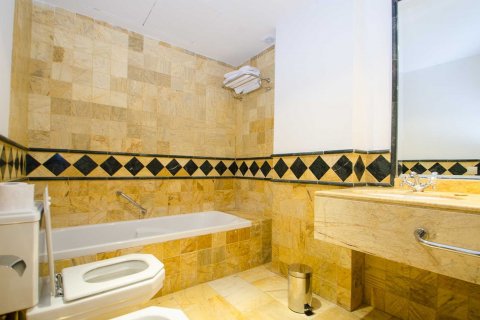 Lägenhet till salu Estepona, Malaga, Spanien 2 sovrum, 149 kvm. Nr. 22149 - foto 4