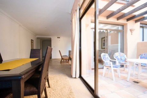 Lägenhet till salu Estepona, Malaga, Spanien 2 sovrum, 149 kvm. Nr. 22149 - foto 7