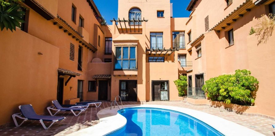Lägenhet Estepona, Malaga, Spanien 2 sovrum, 149 kvm. Nr. 22149