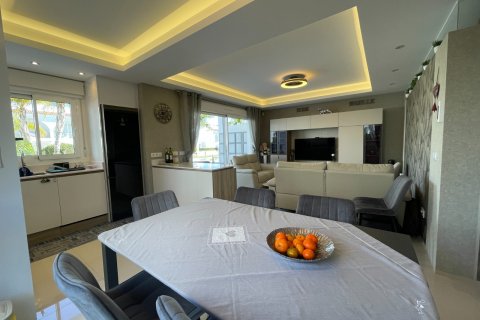 Dzīvoklis pārdošanā Rojales, Alicante, Spānijā 2 istabas, 86 m2 Nr. 115701 - attēls 3