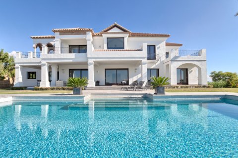 Villa for sale Malaga, Spain 6 bedrooms, 533 sq.m. No. 107151 - photo 1