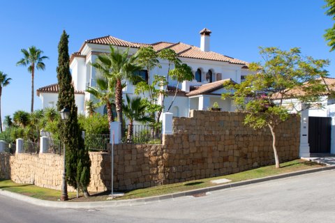 Villa for sale Malaga, Spain 6 bedrooms, 533 sq.m. No. 107151 - photo 11