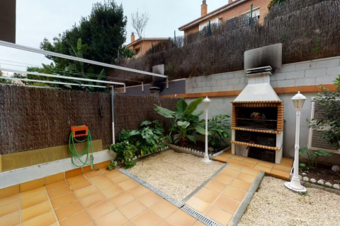 Apartment for sale Castelldefels, Barcelona, Spain 4 bedrooms, 205 sq.m. No. 54234 - photo 12