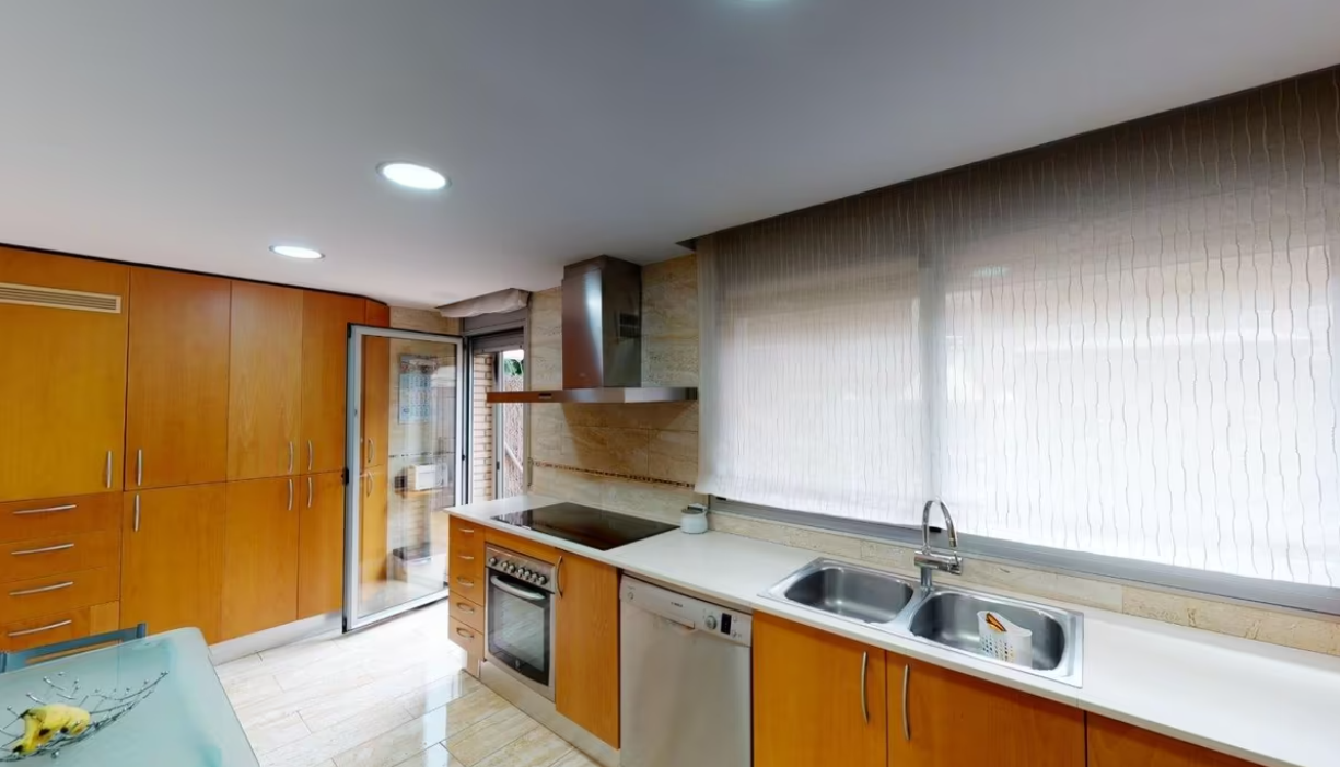 Lägenhet i Castelldefels, Barcelona, Spanien 4 sovrum, 205 kvm. Nr. 54234