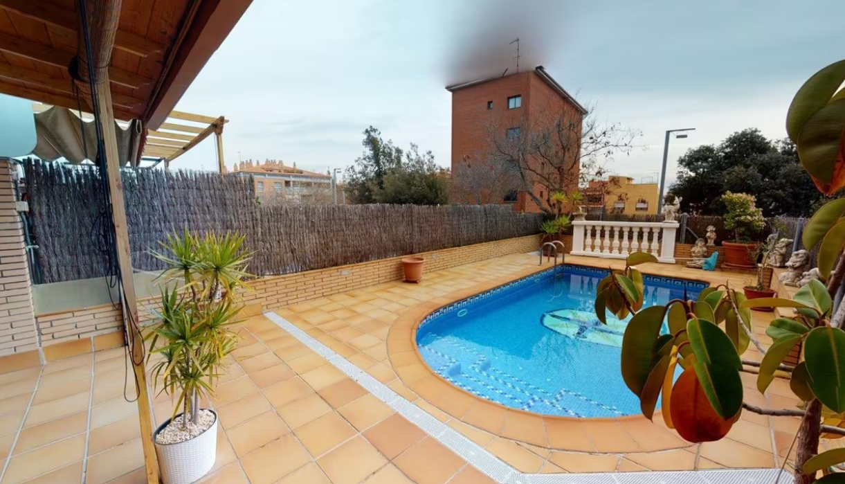 Lägenhet i Castelldefels, Barcelona, Spanien 4 sovrum, 205 kvm. Nr. 54234