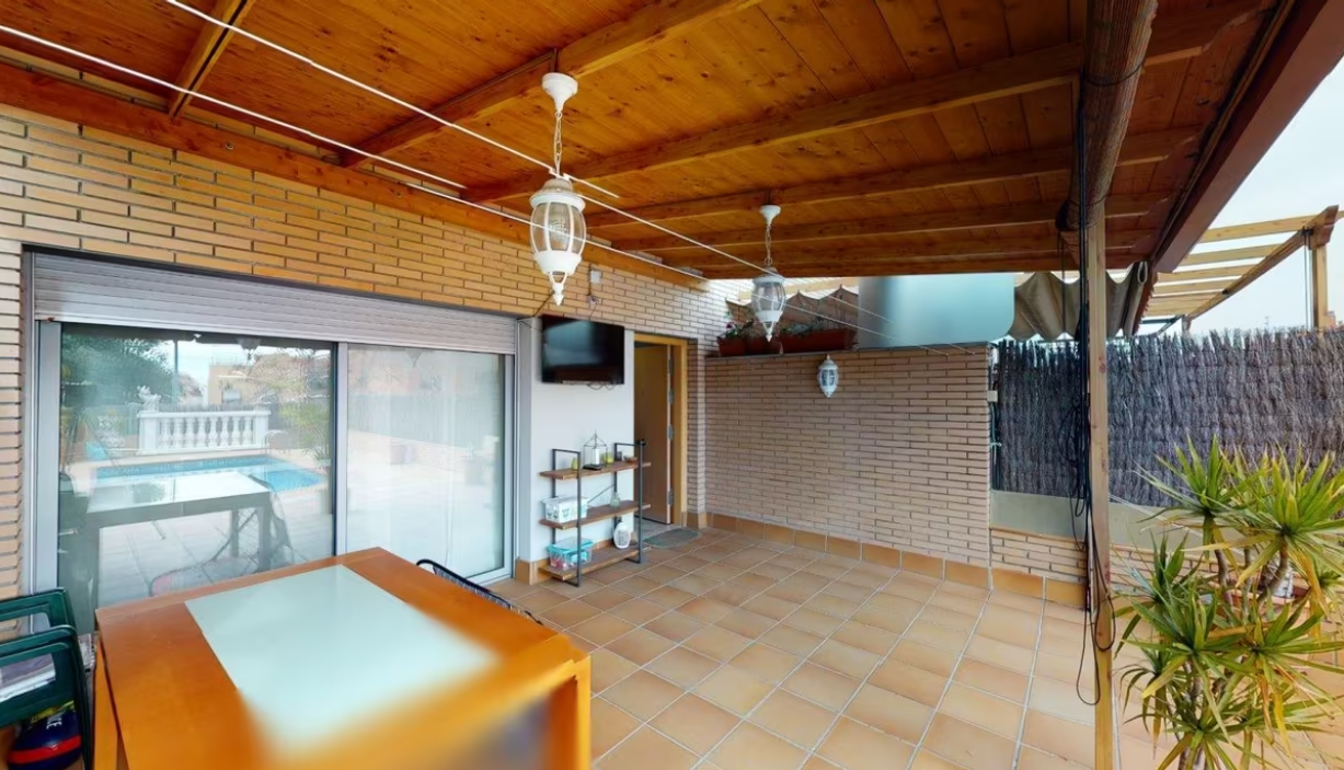 Lägenhet i Castelldefels, Barcelona, Spanien 4 sovrum, 205 kvm. Nr. 54234