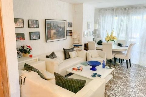 Appartamento in vendita Castelldefels, Barcelona, Spagna 3 camere da letto, 202 mq. N° 21787 - foto 6