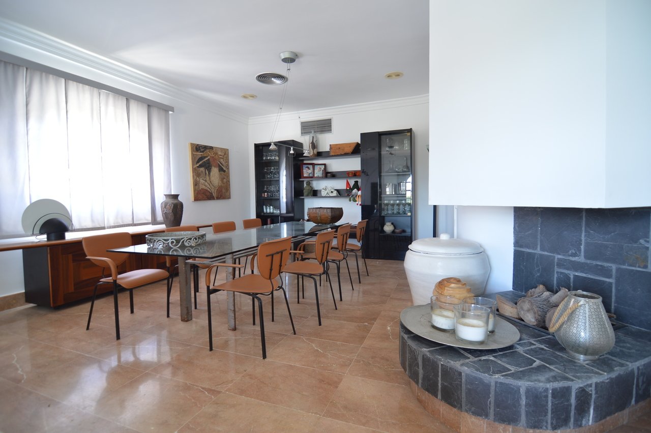 Villa en Torrevieja, Alicante, España 4 dormitorios, 520 m2 No. 115965