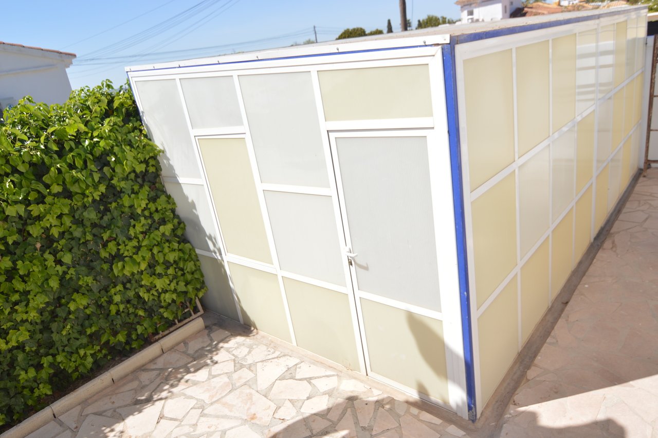 Villa en Torrevieja, Alicante, España 4 dormitorios, 520 m2 No. 115965