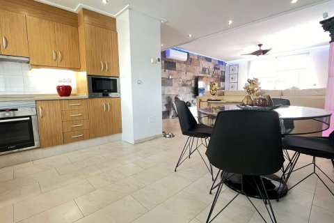 Appartamento in vendita Alicante, Spagna 3 camere da letto, 114 mq. N° 115967 - foto 2