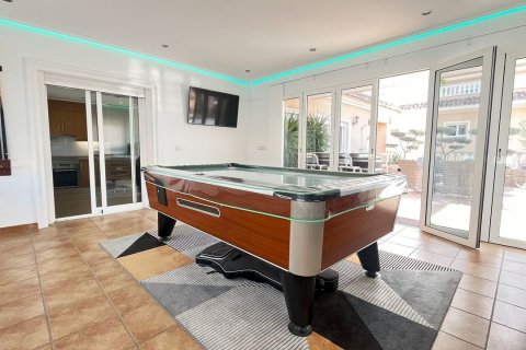 Appartamento in vendita Alicante, Spagna 3 camere da letto, 114 mq. N° 115967 - foto 3