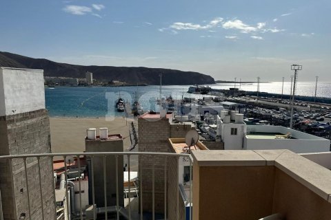 Kattohuoneisto myytävänä Los Cristianos, Tenerife, Espanja, 2 makuuhuonetta, 72 m2 No. 109832 - kuva 3