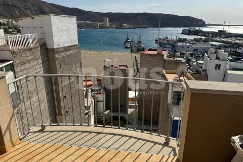 Kattohuoneisto myytävänä Los Cristianos, Tenerife, Espanja, 2 makuuhuonetta, 72 m2 No. 109832 - kuva 4