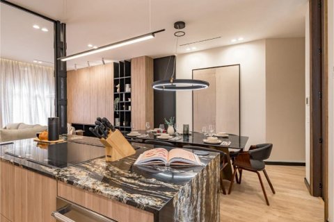 Huoneisto myytävänä Madrid, Espanja, 2 makuuhuonetta, 125 m2 No. 90126 - kuva 6