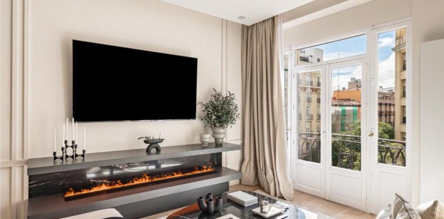 Huoneisto Madrid, Espanja 2 makuuhuonetta, 125 m2 No. 90126