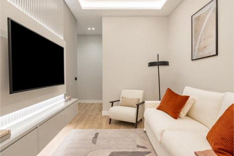 Apartment for sale Madrid, Spain 2 bedrooms, 93 sq.m. No. 90125 - photo 2