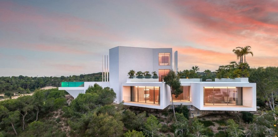 Villa Dehesa De Campoamor, Alicante, Spain 3 bedrooms, 1000 sq.m. No. 119352