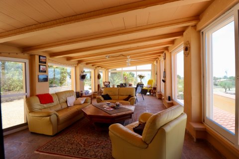 Villa for sale Alicante, Spain 7 bedrooms, 390 sq.m. No. 118844 - photo 5