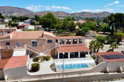 Villa for sale Alicante, Spain 7 bedrooms, 390 sq.m. No. 118844 - photo 1